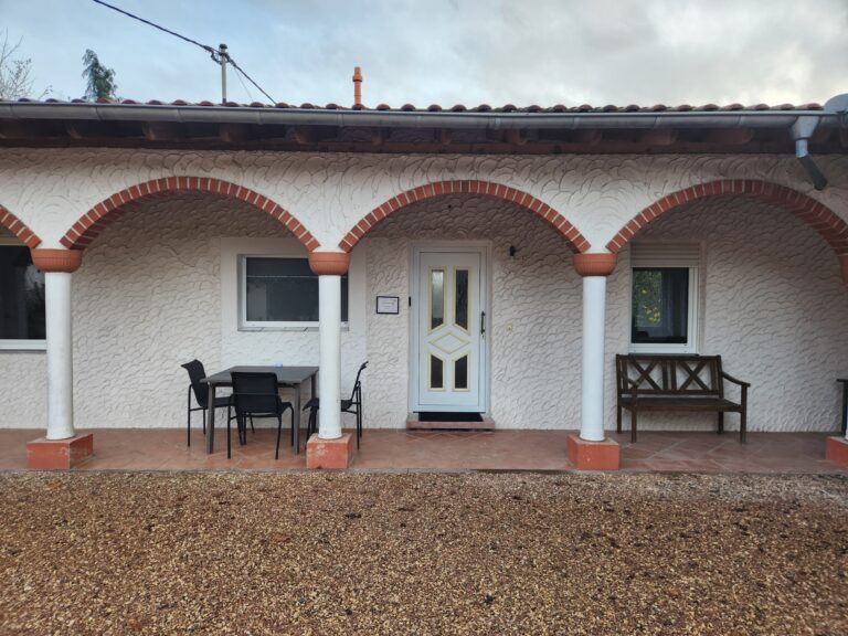 Eingangsbereich mit Terrasse