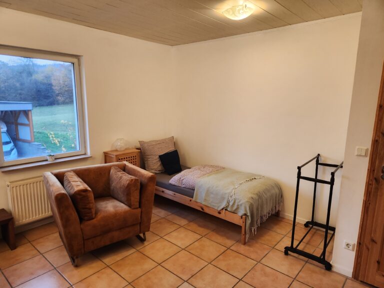 3. Schlafplatz im Wohn-/Essbereich