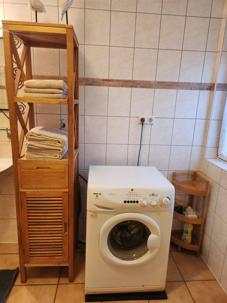 Badezimmer inkl. Waschmaschine